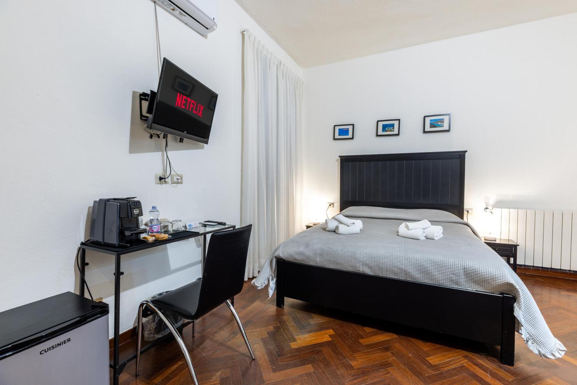 Corso 151 Hotell Olbia Exteriör bild